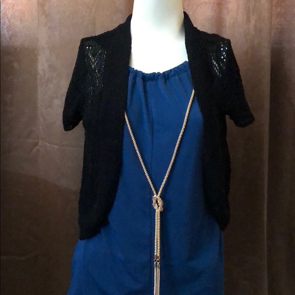 questions Accessories - Questions short sleeve sweater size M